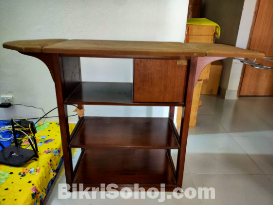 Hatil iron table